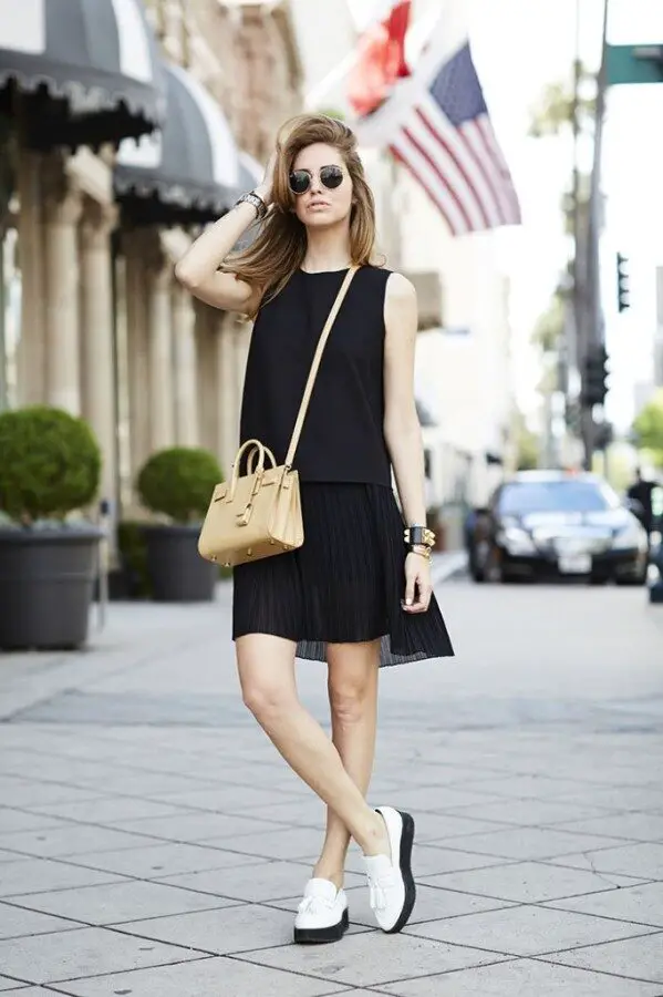 2-all-black-outfit-with-modern-classic-shoes-and-nude-sling-bag