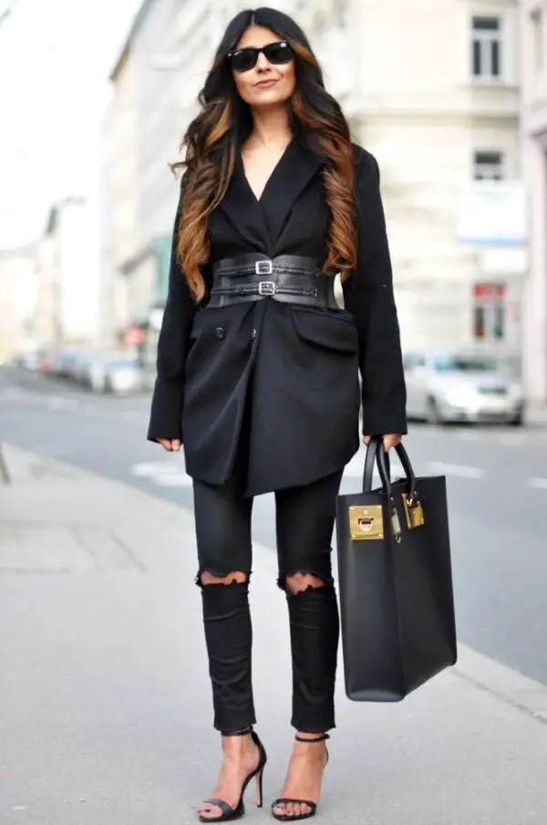 2-blazer-with-structured-bag-and-skinny-jeans