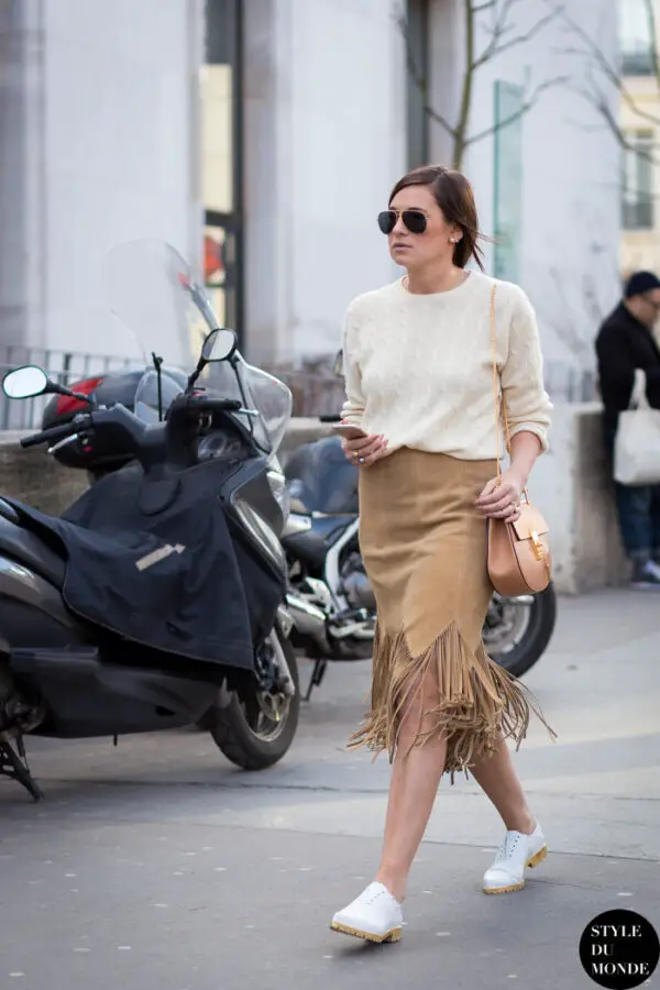 2-cashmere-sweater-with-fringe-skirt