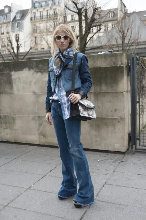 How to Wear the Flared Jeans Trend – Glam Radar - GlamRadar