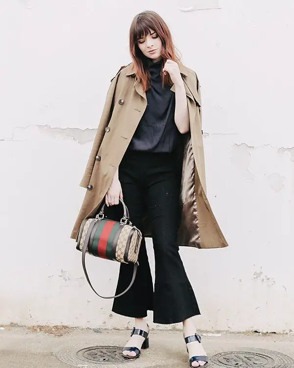 2-flared-culottes-with-trench-coat-and-designer-gucci-bag