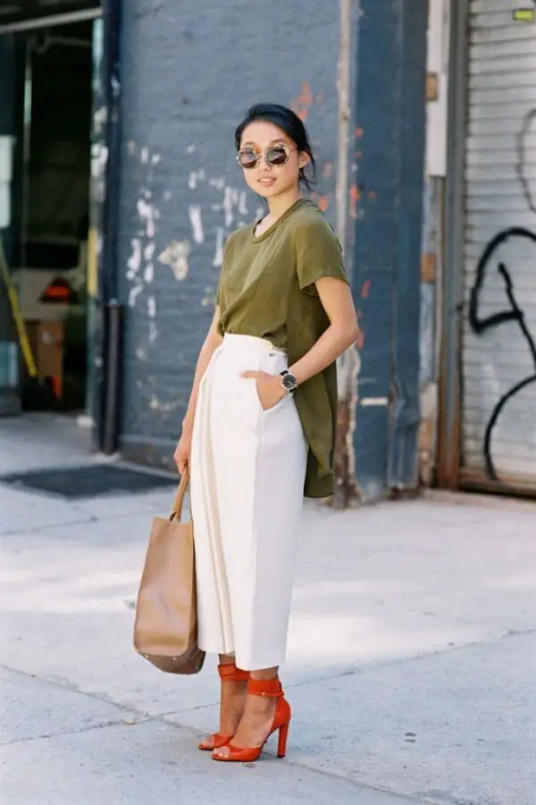 2-flowy-top-with-white-culottes