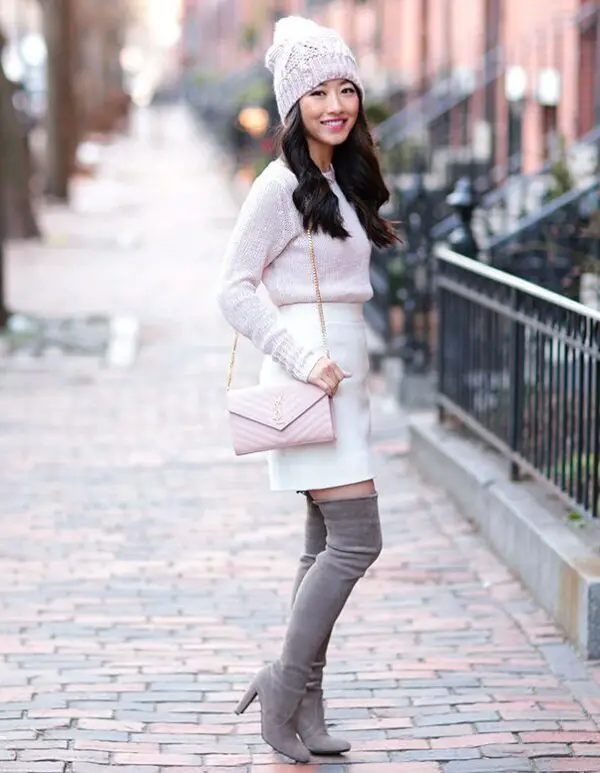 2-gray-boots-with-monochromatic-outfit