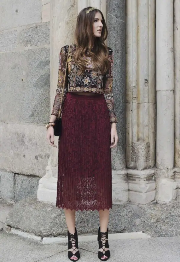 2-lace-midi-skirt-with-baroque-inspired-top