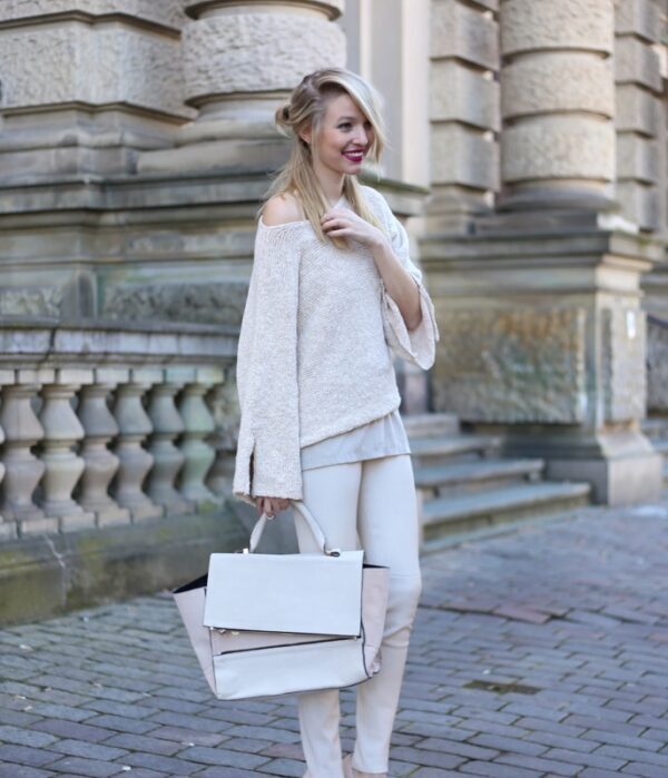 2-nude-outfit-with-structured-bag
