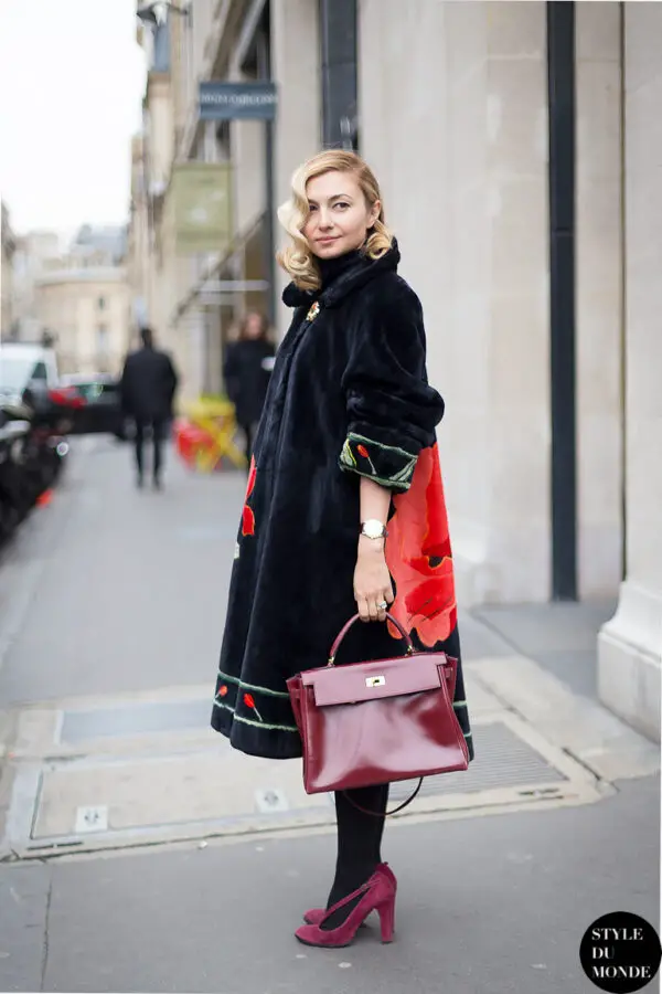 2-oversized-coat-with-structured-bag