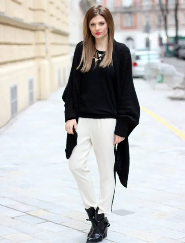2-oversized-top-with-striped-athletic-pants