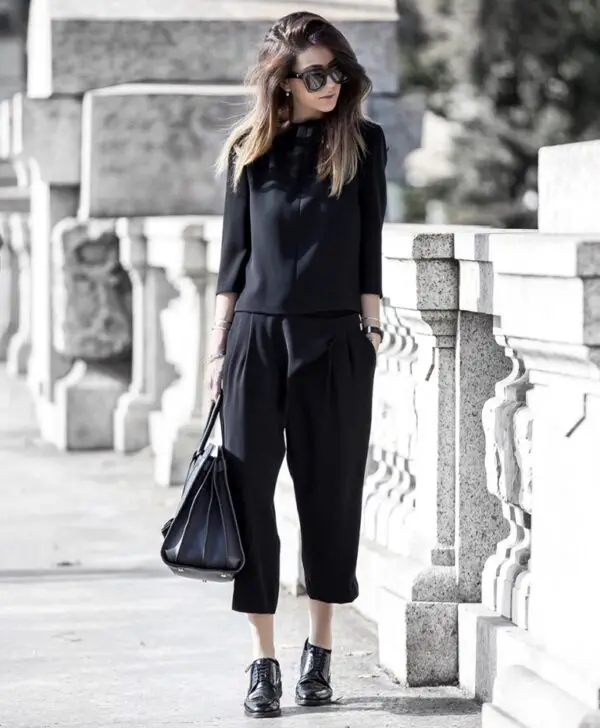 2-oxfords-with-all-black-outfit