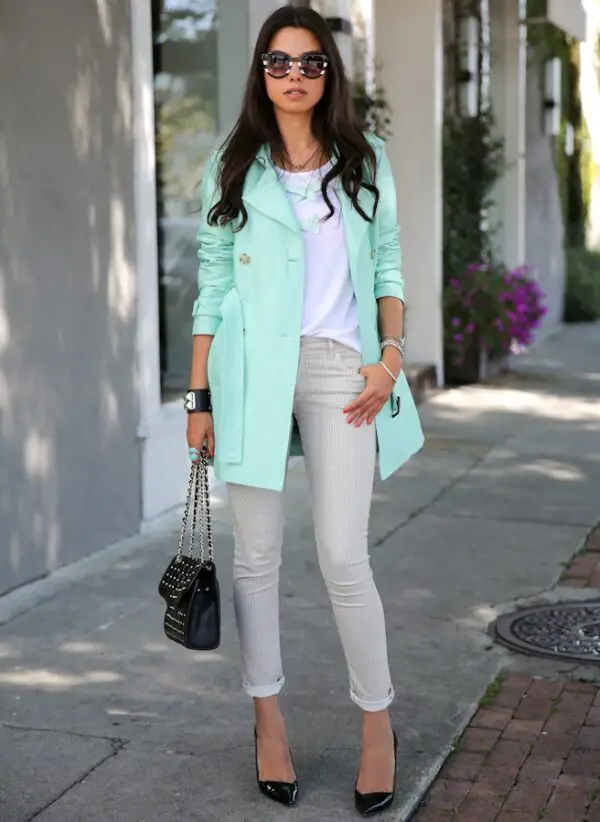 2-pastel-blue-coat-with-white-tee-and-skinny-jeans