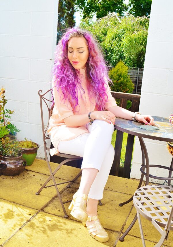 2-pastel-outfit-with-rainbow-hair