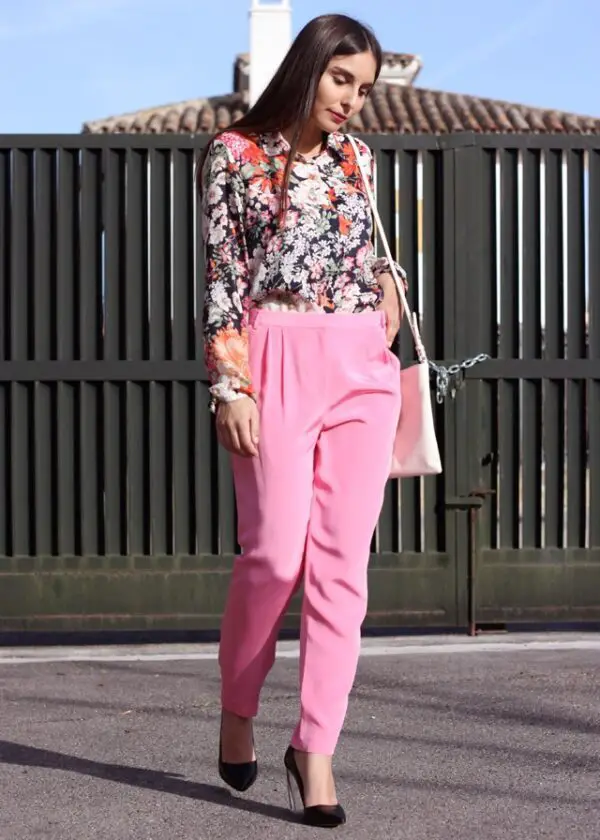 2-pink-pants-with-floral-top