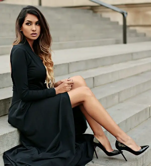 2-sexy-black-dress-with-stiletto-pumps