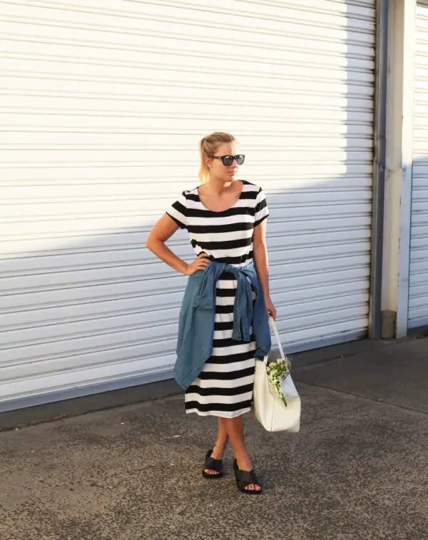 2-striped-dress-with-casual-footwear