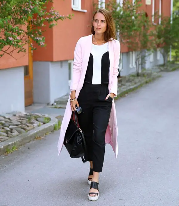 2-structured-outfit-with-pastel-coat