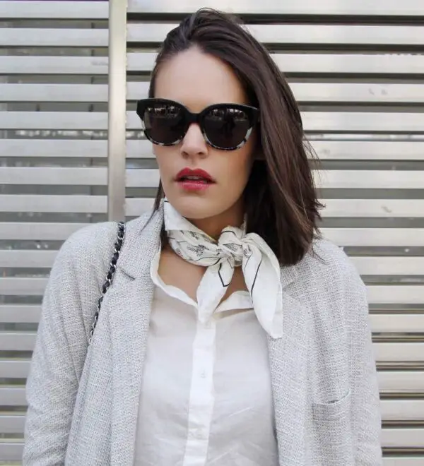 2-sunglasses-with-scarf-and-white-outfit