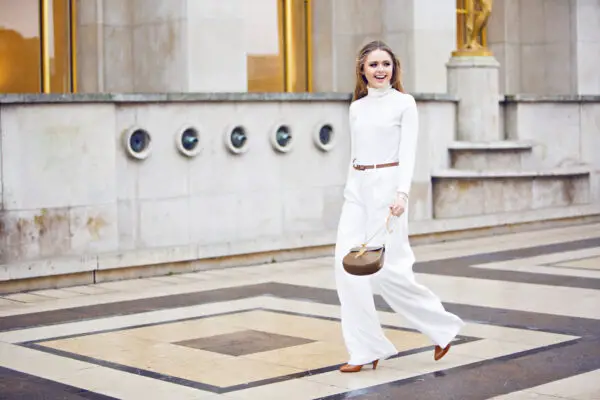 2-turtleneck-with-white-dress-pants