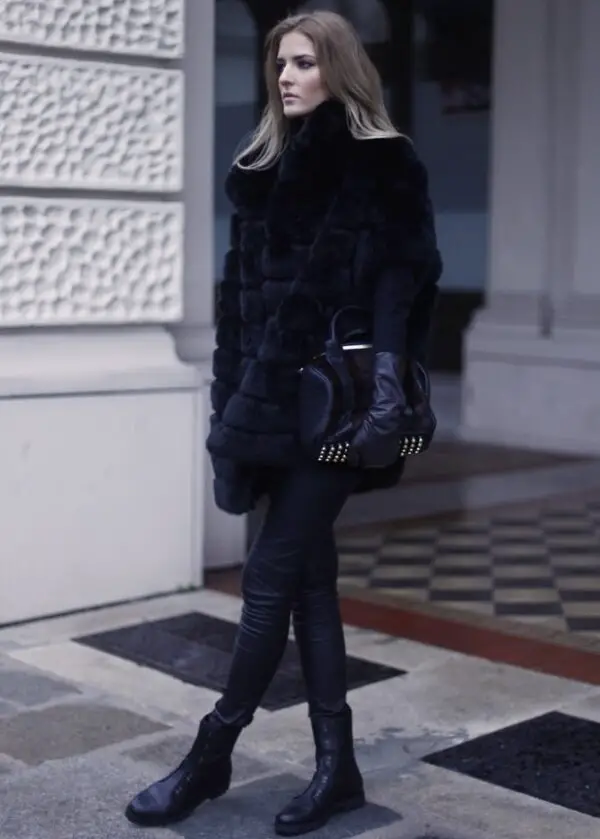 3-all-black-winter-outfit