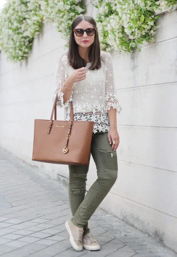 3-breezy-lace-top-with-cargo-pants-and-sneakers