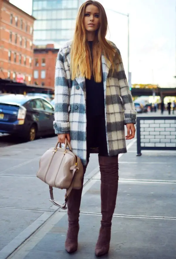 3-checkered-coat-with-classic-outfit