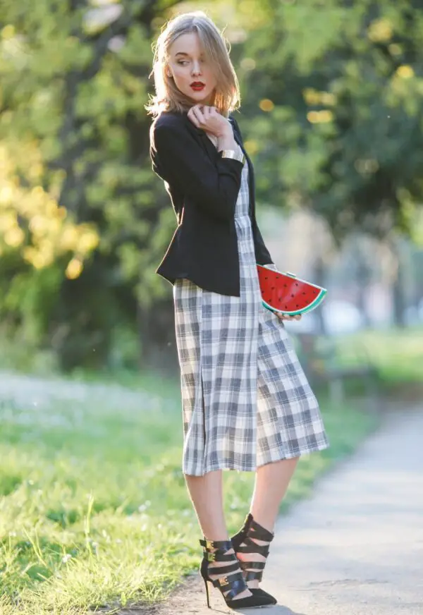 3-chic-blazer-with-checkered-jumpsuit-and-watermelon-clutch
