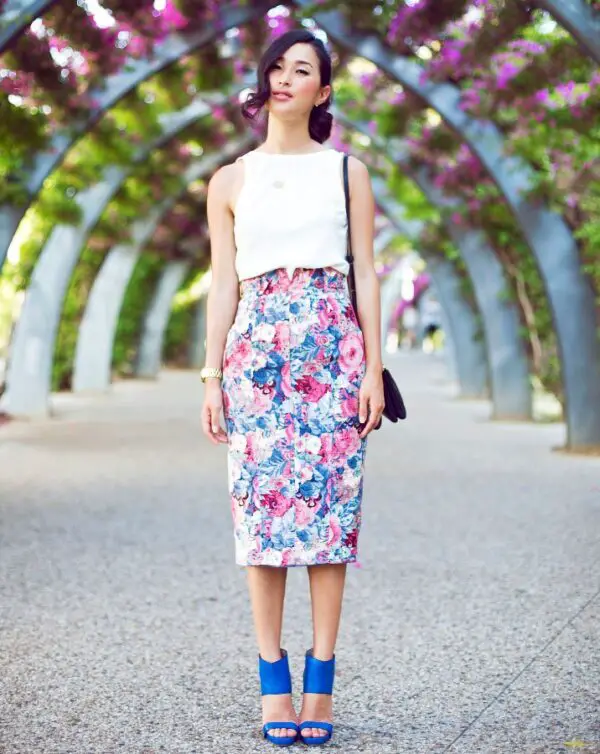3-cobalt-blue-sandals-with-floral-print-skirt-and-white-top