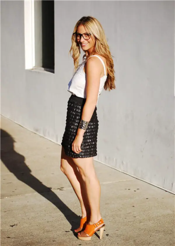 3-leather-skirt-with-chic-tank-top