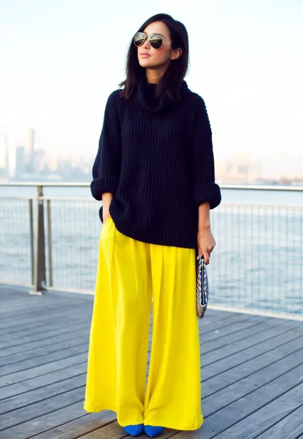 3-oversized-sweater-with-yellow-pants-and-blue-shoes