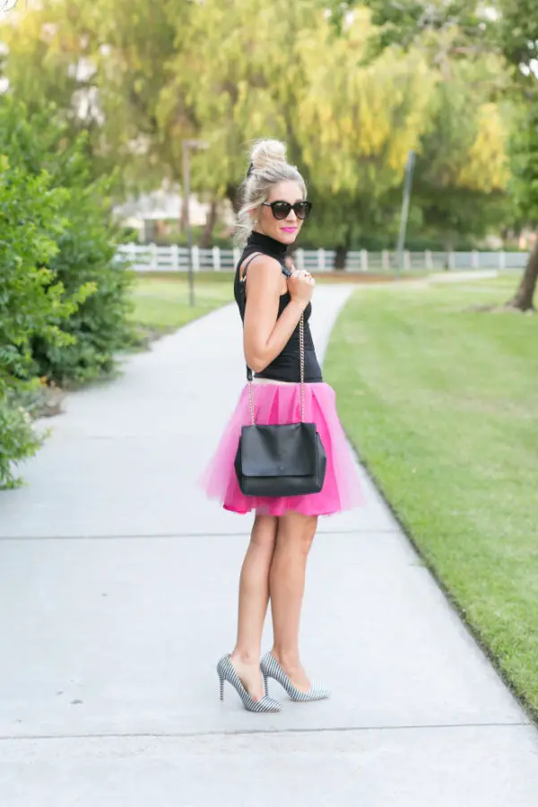 3-pink-skirt-with-black-top