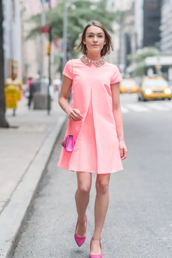 3-pleated-dress-with-pink-pumps-and-bag-1