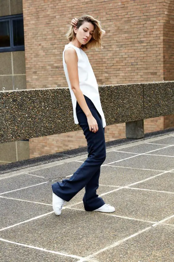 3-sneakers-with-tunic-and-wide-leg-pants