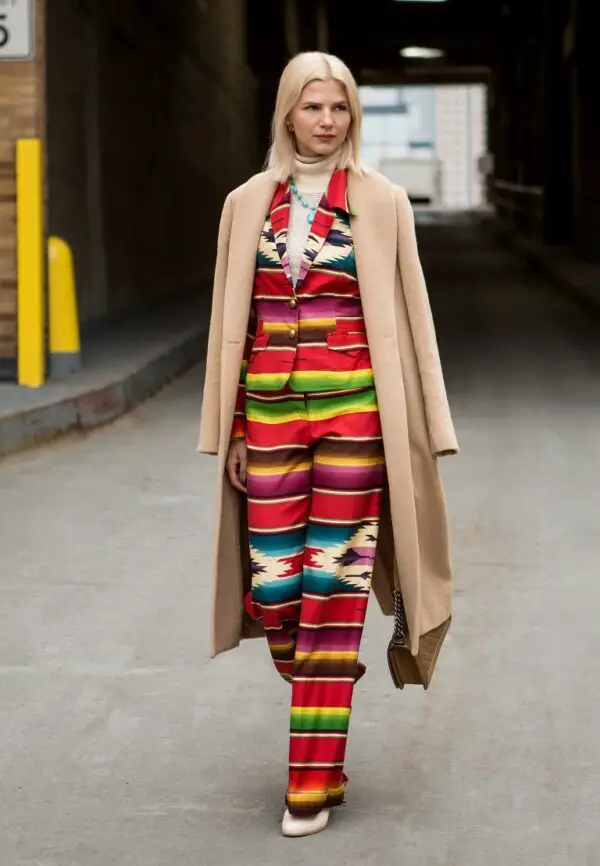 3-striped-outfit-with-camel-coat