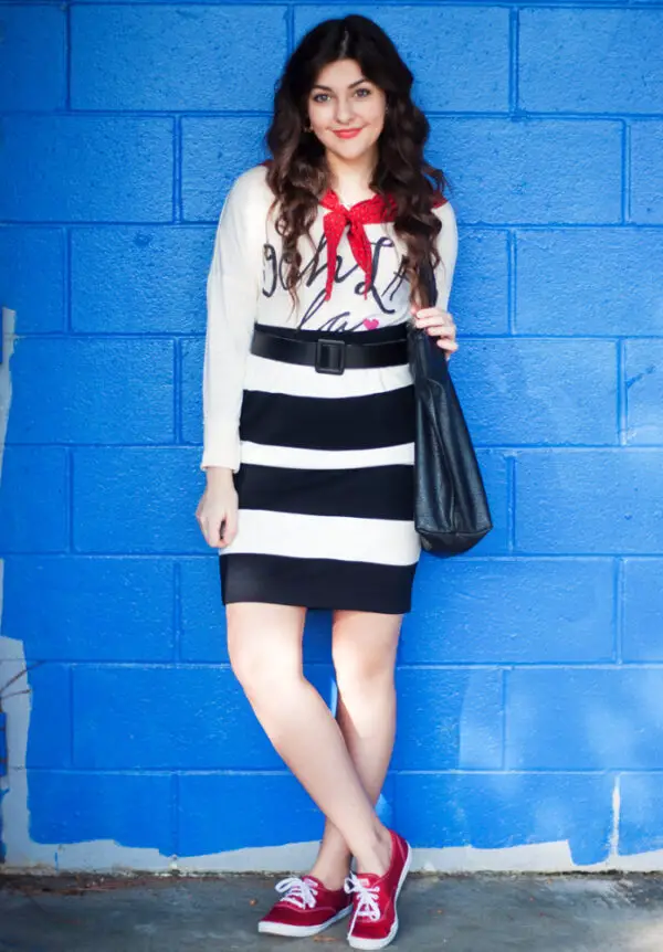 3-striped-skirt-with-graohic-top