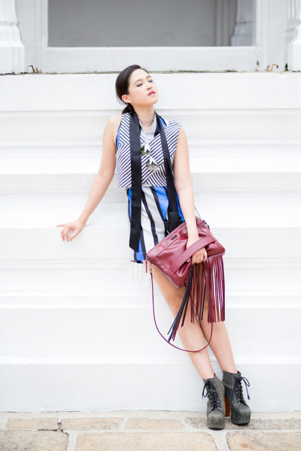 3-stripes-print-outfit-with-fringe-bag