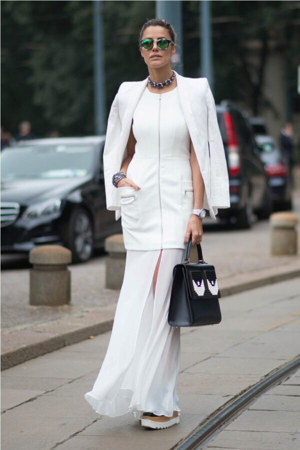 4-all-white-outfit-with-structured-bag