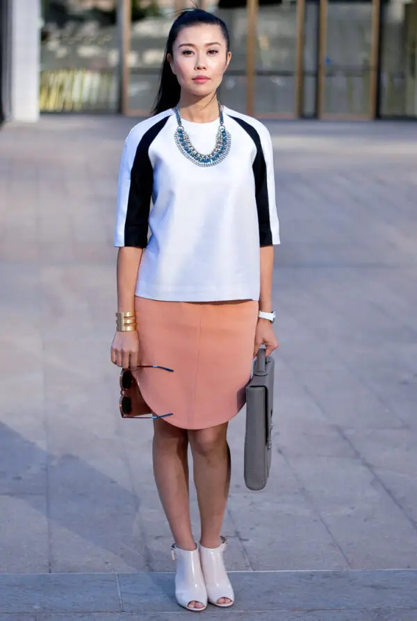 4-architectural-outfit-with-statement-necklace