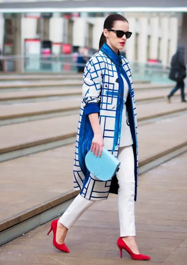 4-blue-clutch-with-red-pumps-and-printed-coat-1