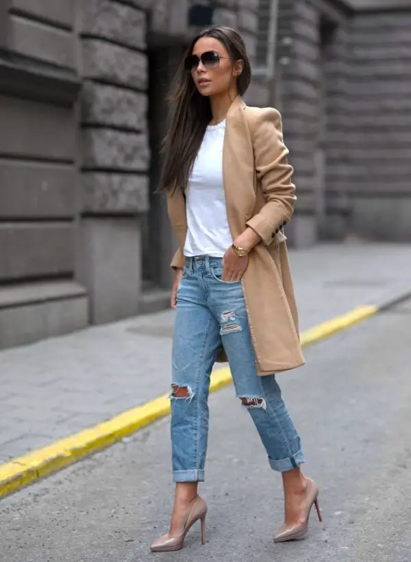4-camel-coat-with-casual-outfit