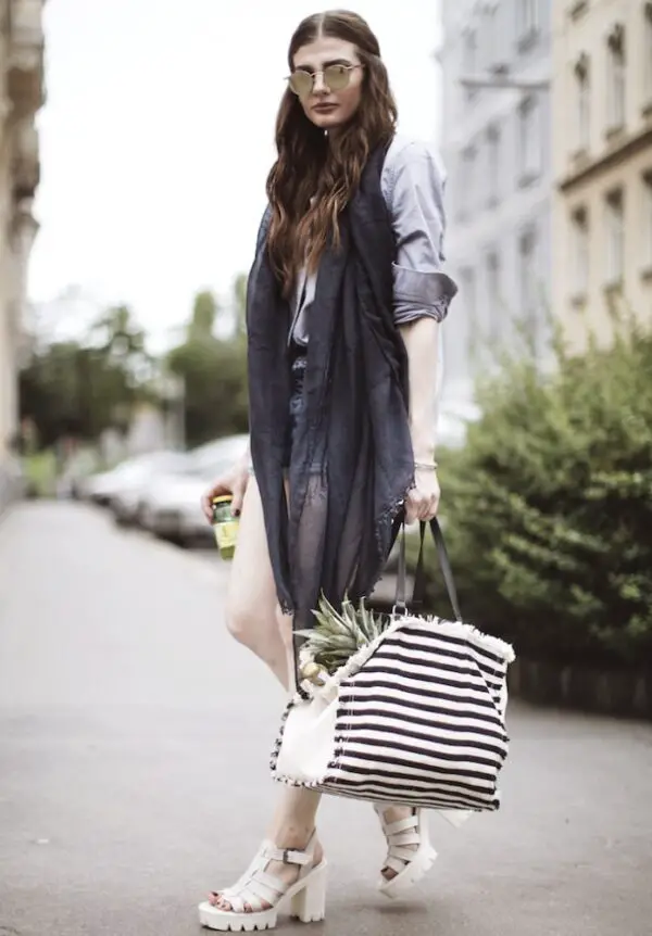 4-casual-chic-outfit-with-striped-bag