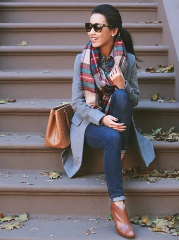 4-casual-fall-office-outfit-with-scarf