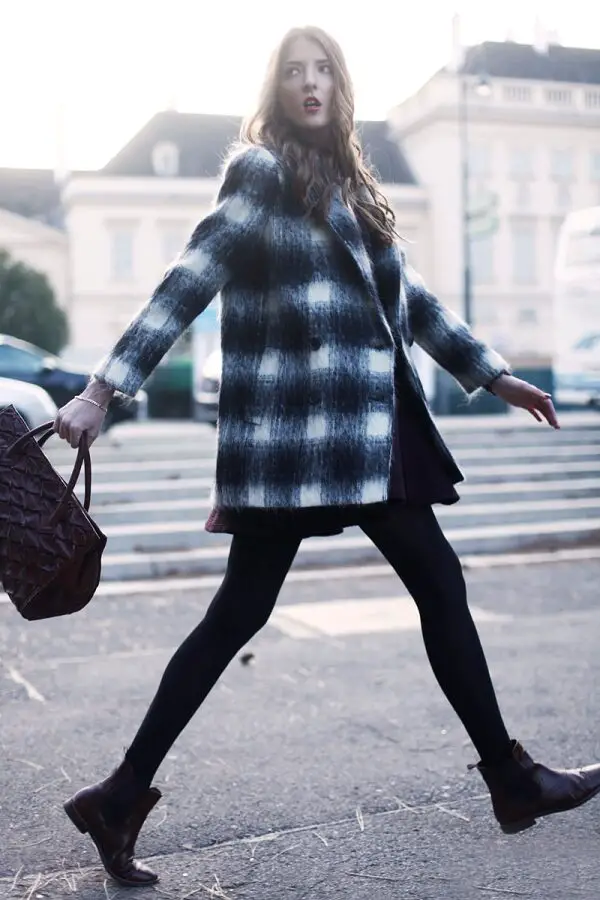 4-checkered-coat-with-boots