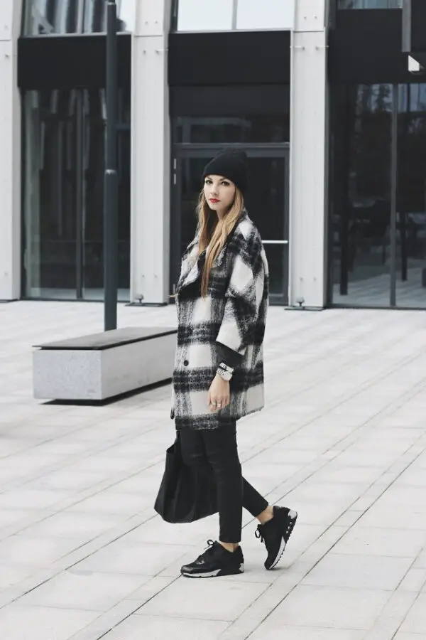 4-checkered-coat-with-sporty-sneakers
