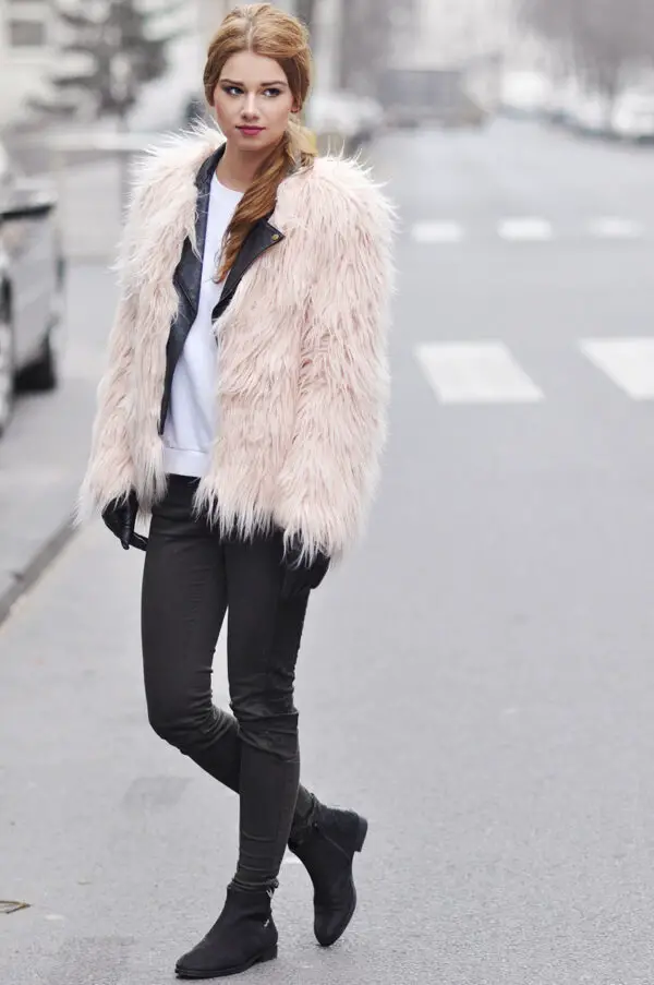 4-chic-fur-coat-with-jeans