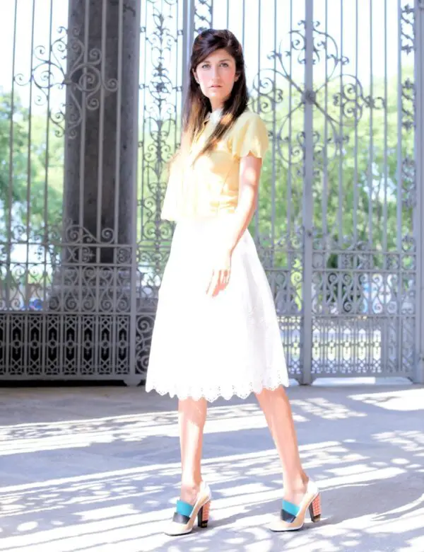 4-feminine-dress-with-color-blocked-shoes