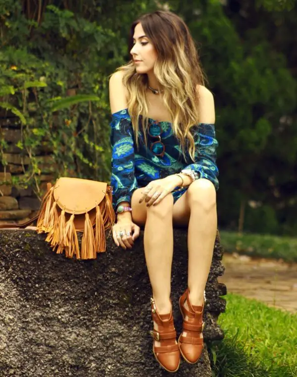 4-fringed-bag-and-boots-with-off-shoulder-outfit
