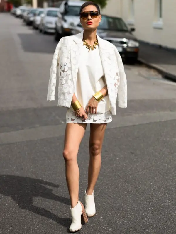 4-gold-cuffs-with-statement-necklace-and-all-white-outfit