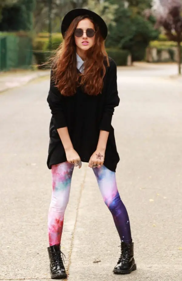 4-graphic-leggings-with-slouchy-sweater