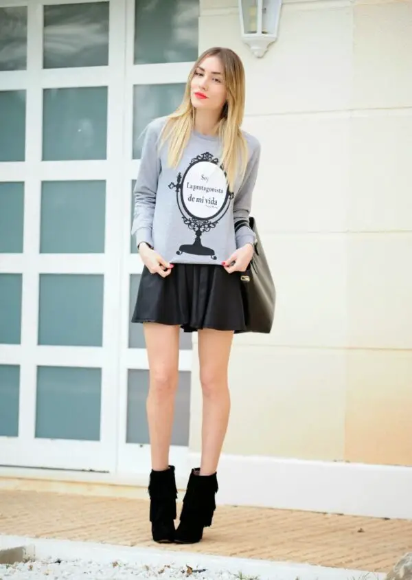 4-graphic-sweater-with-skirt