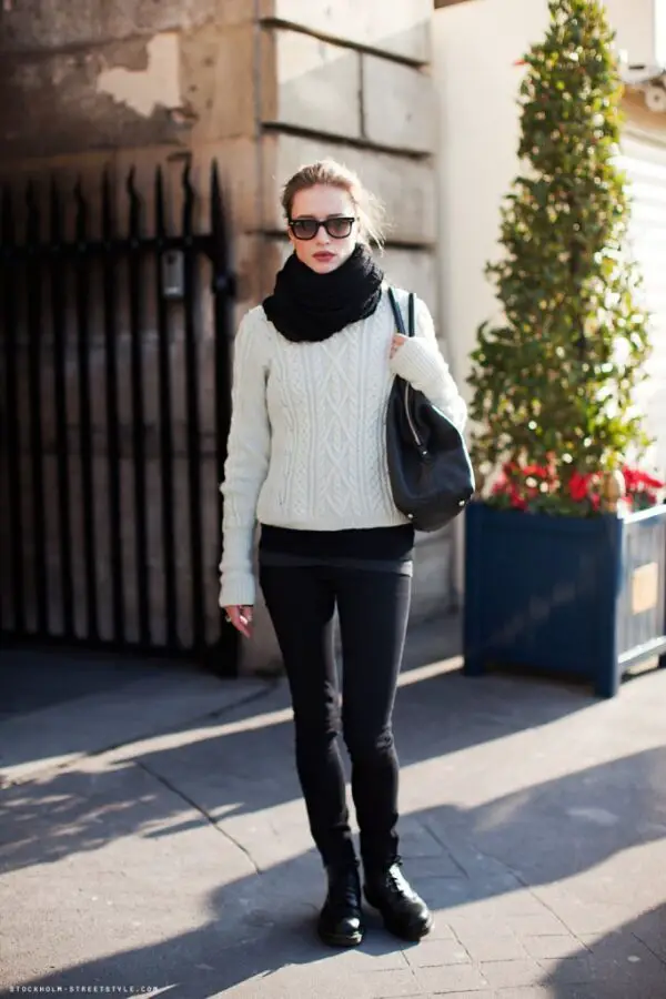 4-knitted-sweater-with-skinny-jeans
