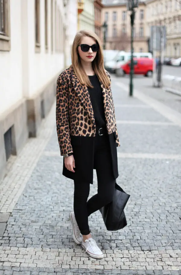 4-leopard-print-coat-with-skinny-jeans-and-canvas-sneakers