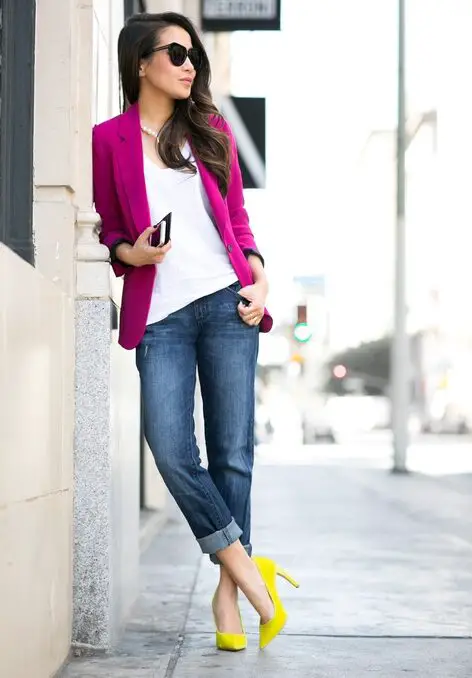 4-neon-pumps-with-purple-blazer-and-cuffed-jeans-1